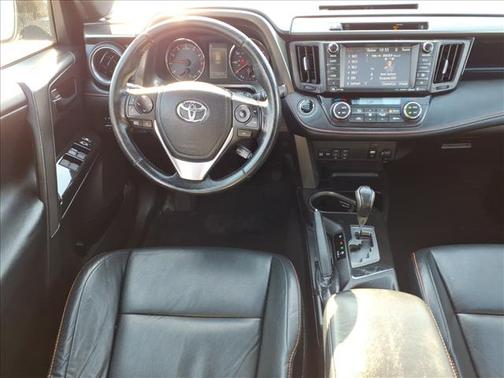 2016 Toyota RAV4 SE