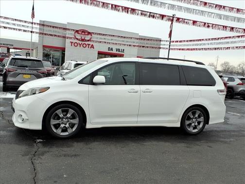 2014 Toyota Sienna SE