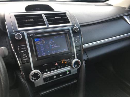 White 2012 Toyota Camry SE