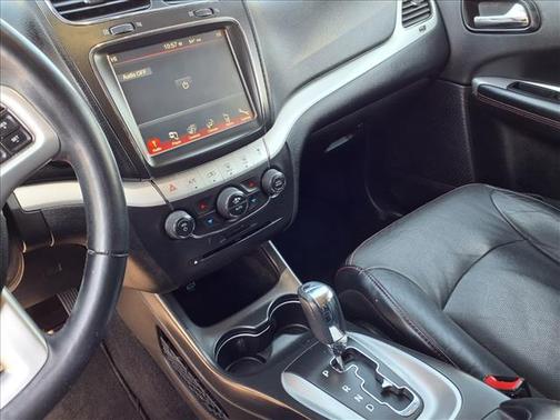 Black 2019 Dodge Journey GT