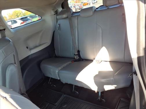 2021 Toyota Sienna XLE 8 Passenger