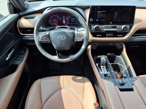 2024 Toyota Grand Highlander Hybrid Limited MAX