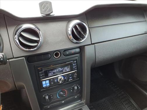 2007 Ford Mustang Base