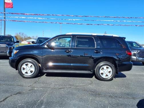 2019 Toyota Sequoia SR5