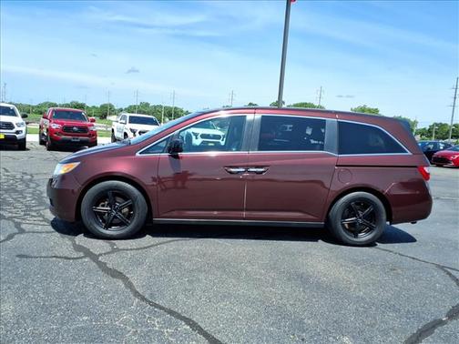 Maroon 2012 Honda Odyssey EX-L