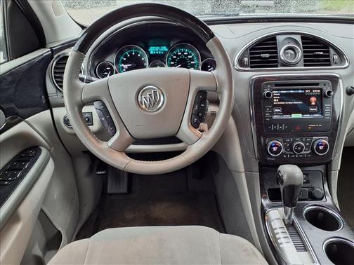 White 2017 Buick Enclave Convenience