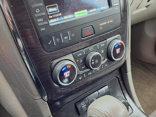 White 2017 Buick Enclave Convenience