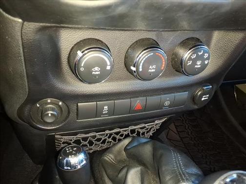 2013 Jeep Wrangler Sahara