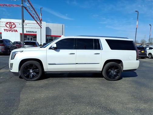 2017 Cadillac Escalade ESV Premium Luxury