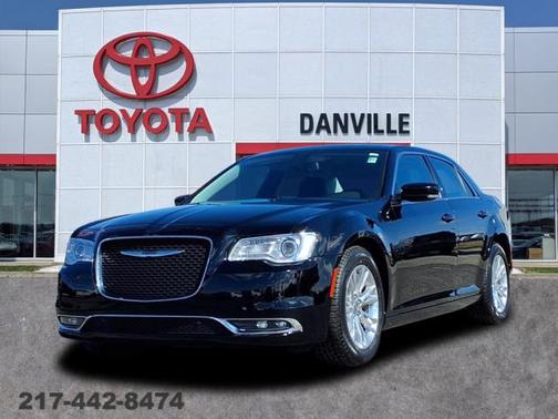 2018 Chrysler 300 Touring
