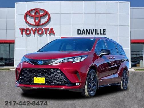 2021 Toyota Sienna XSE 7 Passenger