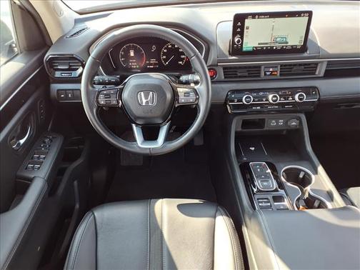 2024 Honda Pilot Touring 8-Passenger