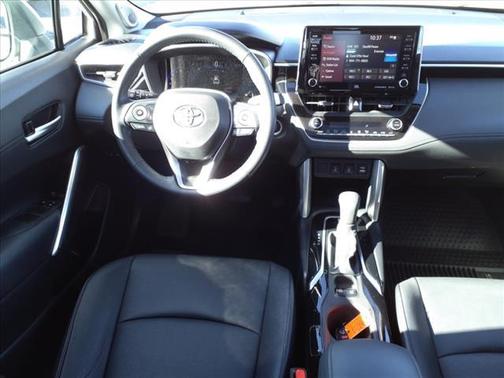 Wind Chill Pearl 2022 Toyota Corolla Cross XLE