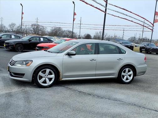 2013 Volkswagen Passat SE