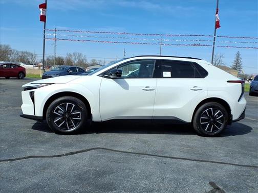 Wind Chill Pearl 089 2026 Toyota bZ XLE AWD
