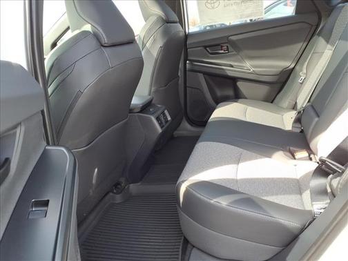 Wind Chill Pearl 089 2026 Toyota bZ XLE AWD