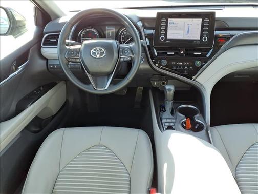 2023 Toyota Camry Hybrid SE