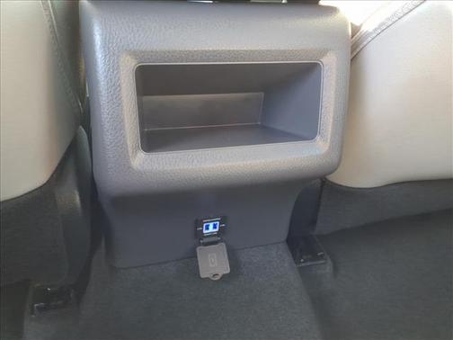 2023 Toyota Camry Hybrid SE