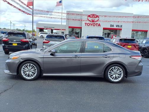 2018 Toyota Camry Hybrid XLE