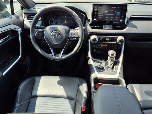 2020 Toyota RAV4 Hybrid SE