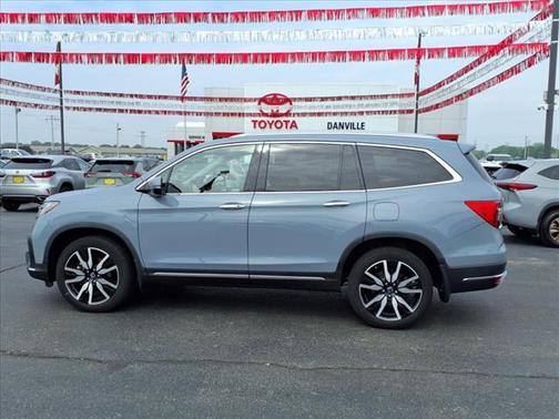 2022 Honda Pilot Touring 8-Passenger
