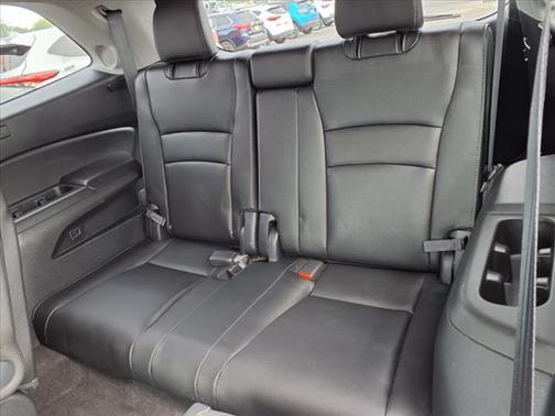 2022 Honda Pilot Touring 8-Passenger