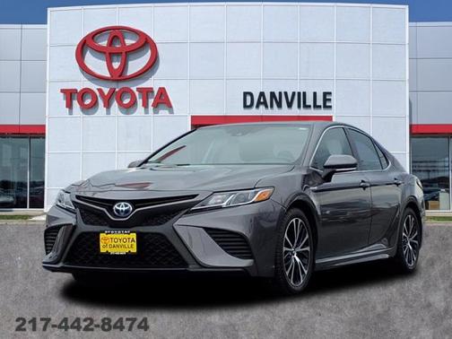 2019 Toyota Camry Hybrid SE