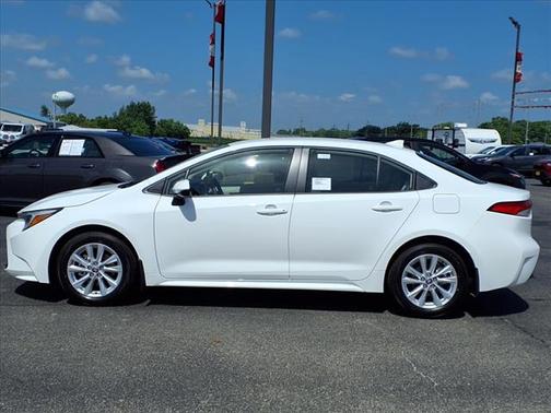 2025 Toyota Corolla Hybrid SE