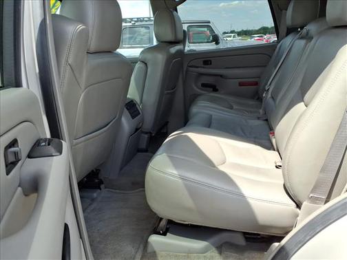 Silver 2006 Chevrolet Tahoe LT