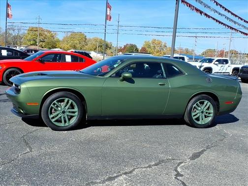 2019 Dodge Challenger SXT