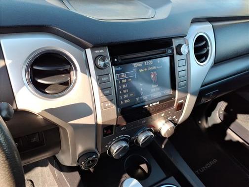 2015 Toyota Tundra SR5