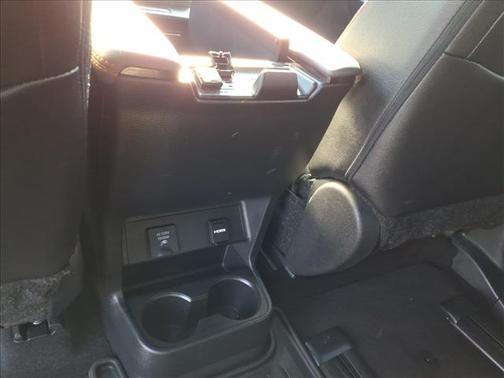 2024 Toyota Sienna Woodland Edition