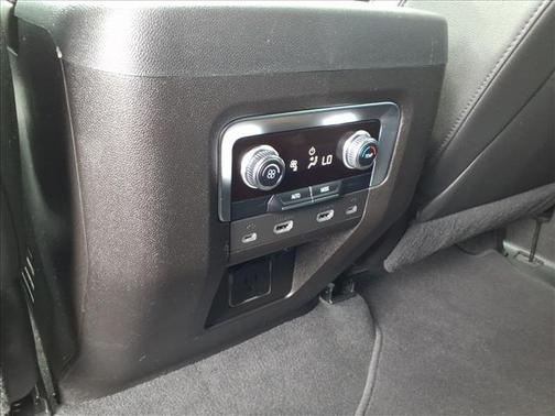 Black 2021 GMC Yukon XL SLT