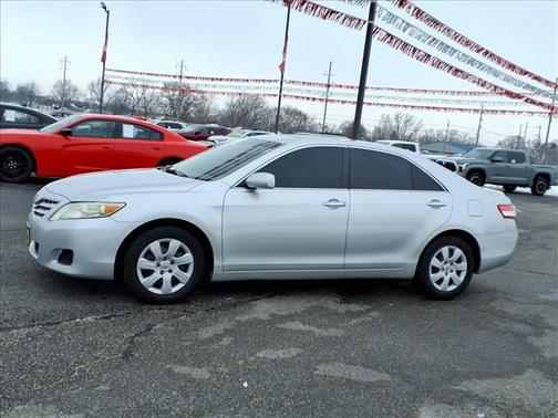 2010 Toyota Camry LE