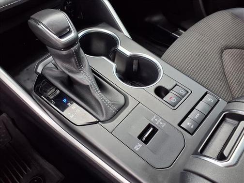 Gray 2022 Toyota Highlander LE