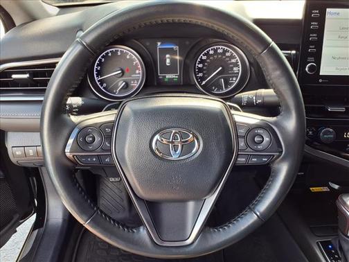 Black 2024 Toyota Camry SE
