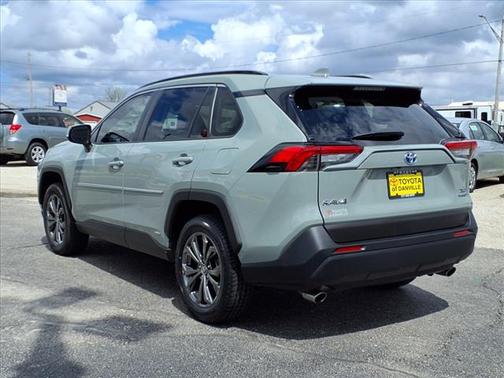 2022 Toyota RAV4 Hybrid XLE Premium