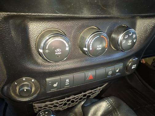 2013 Jeep Wrangler Sahara