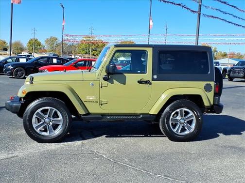 2013 Jeep Wrangler Sahara