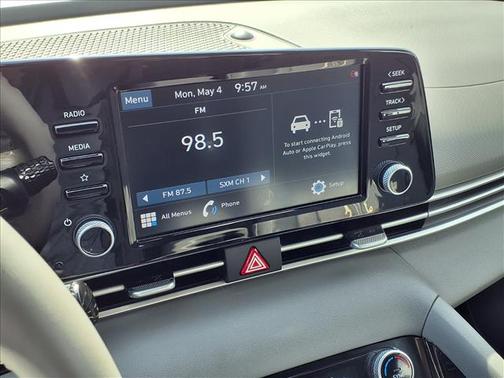 Red 2022 Hyundai ELANTRA SEL