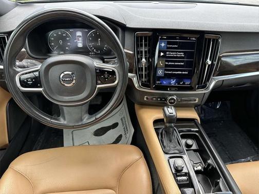 2018 Volvo S90 T5 Momentum