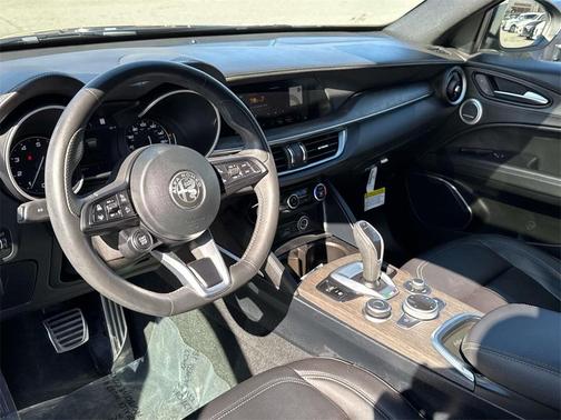 2023 Alfa Romeo Stelvio Ti