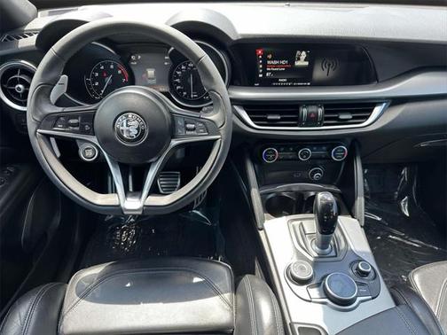 2018 Alfa Romeo Stelvio Ti Sport
