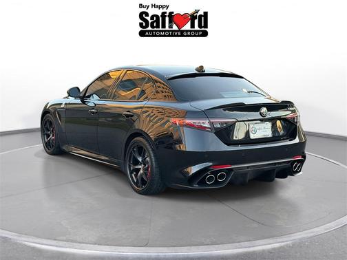 2024 Alfa Romeo Giulia Quadrifoglio