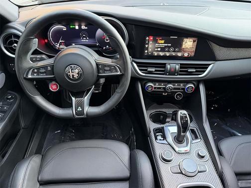 2024 Alfa Romeo Giulia Quadrifoglio