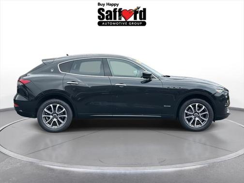 2021 Maserati Levante Base
