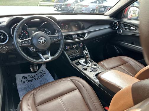 2022 Alfa Romeo Stelvio Ti