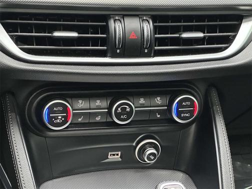 2021 Alfa Romeo Stelvio Ti Sport