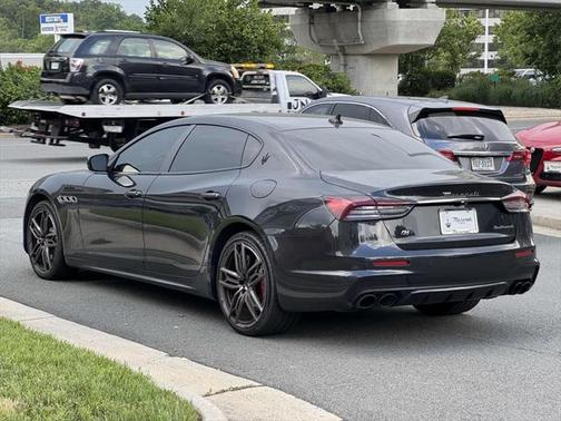 2022 Maserati Quattroporte Modena Q4