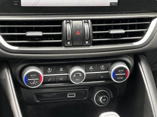 2022 Alfa Romeo Giulia Sprint